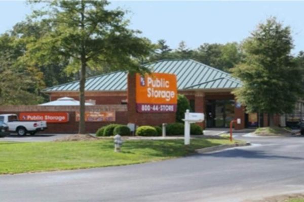 Photo of Public Storage - Suwanee - 3550 Peachtree Parkway