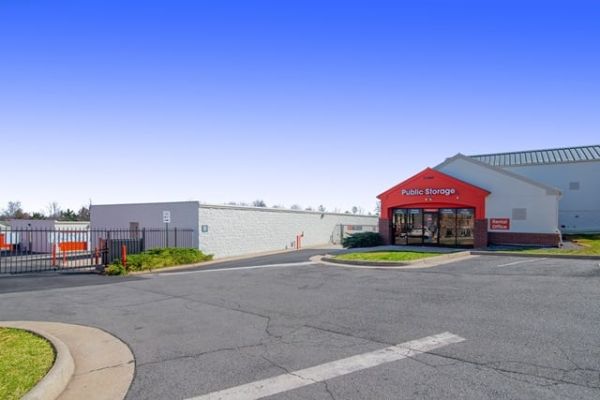Photo of Public Storage - Sterling - 21360 Gentry Dr