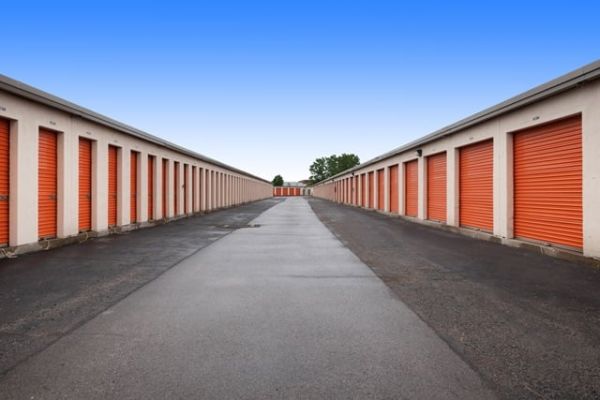 Public Storage - St Louis - 1150 S 3rd Street 1250 S 3rd Street St Louis, MO - Photo 2