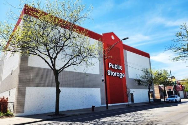 Photo of Public Storage - Chicago - 4072 N Broadway Street