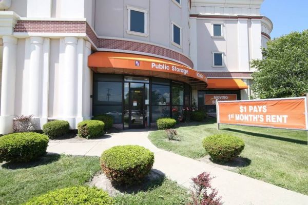 Photo of Public Storage - Oak Lawn - 4600 Southwest Hwy