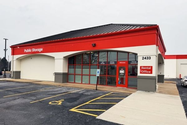 Photo of Public Storage - Naperville - 2433 S Washington St