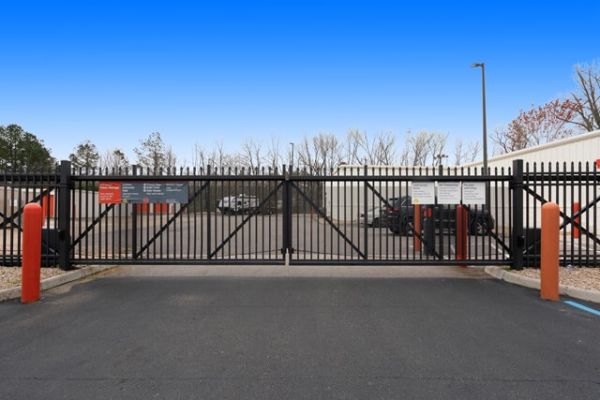 Public Storage - Virginia Beach - 3033 Buckner Blvd 3033 Buckner Blvd Virginia Beach, VA - Photo 3