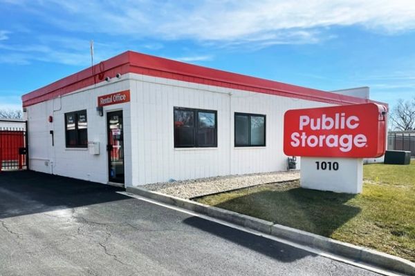 Photo of Public Storage - Naperville - 1010 E Ogden Ave