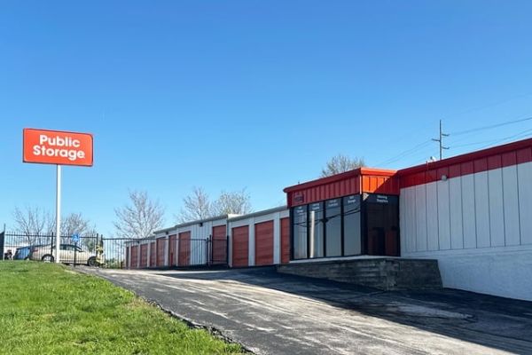 Photo of Public Storage - St Louis - 1550 North Lindbergh Blvd