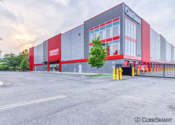 Photo of CubeSmart Self Storage - NY Bethpage Stewart