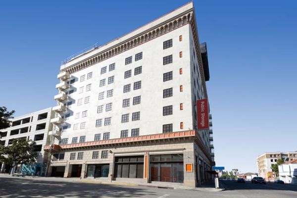 Photo of Public Storage - Los Angeles - 2500 W 6th St