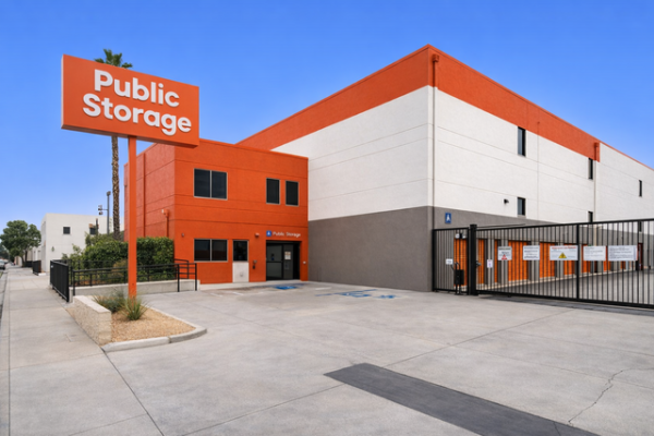 Photo of Public Storage - Los Angeles - 6202 Willoughby Ave