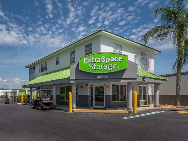 Photo of Extra Space Storage - 0641 - Bradenton - State Rd 64 E