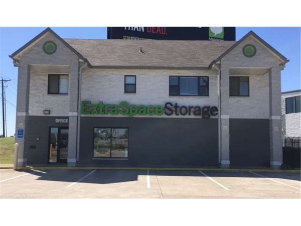 Photo of Extra Space Storage - 1312 - Grand Prairie - N Hwy 360