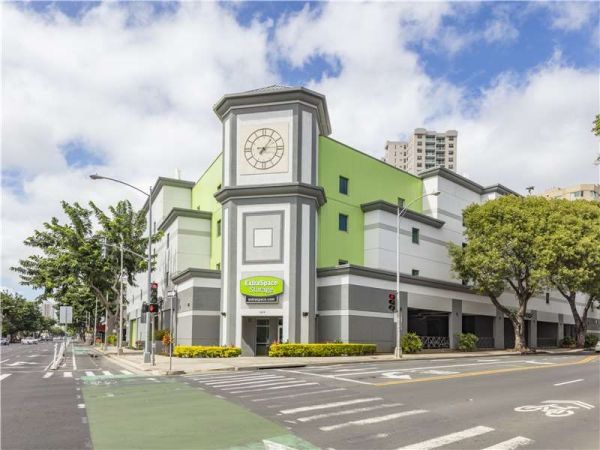 Photo of Extra Space Storage - 1521 - Honolulu - Kalakaua Ave
