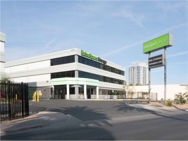 Photo of Extra Space Storage - 1734 - Las Vegas - Las Vegas Blvd