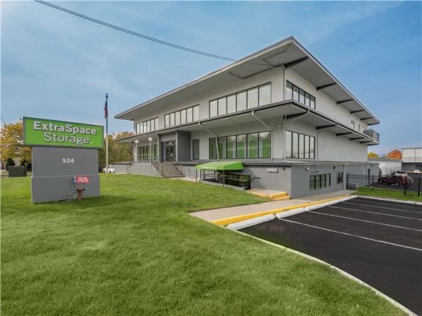 Photo of Extra Space Storage - 0639 - Englewood - Grand Ave