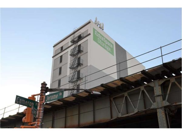 Photo of Extra Space Storage - 8882 - Bronx - Jerome Ave