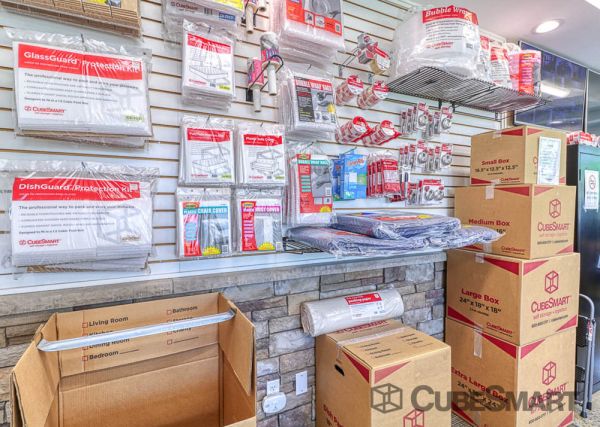 CubeSmart Self Storage - NY Brightwaters Orinoco Drive 59 Orinoco Drive Brightwaters, NY - Photo 2