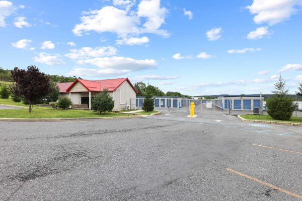 Photo of Load and Lock Self Storage - Walnutport