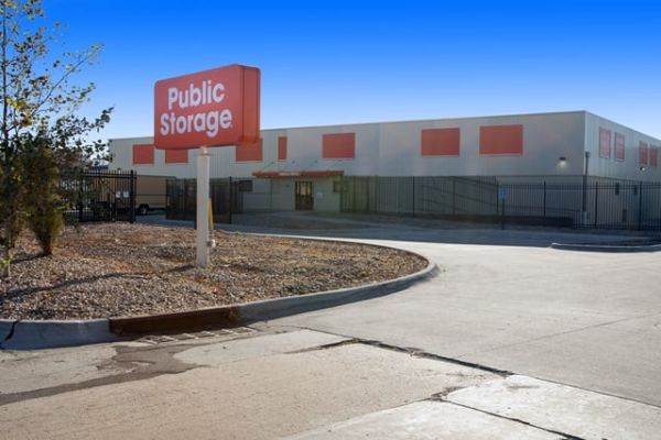 Photo of Public Storage - Omaha - 301 S 74th St