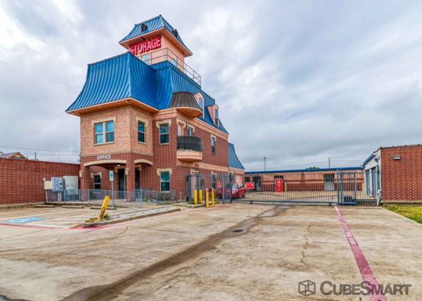 Photo of CubeSmart Self Storage - TX Cedar Hill East Beltline Road