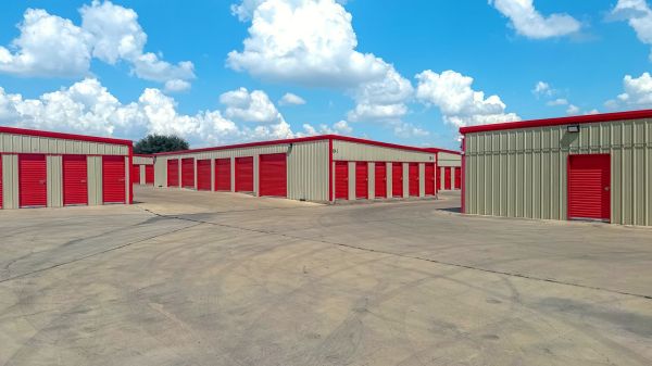 Photo of 10 Federal Storage - Texas Palm Dr
