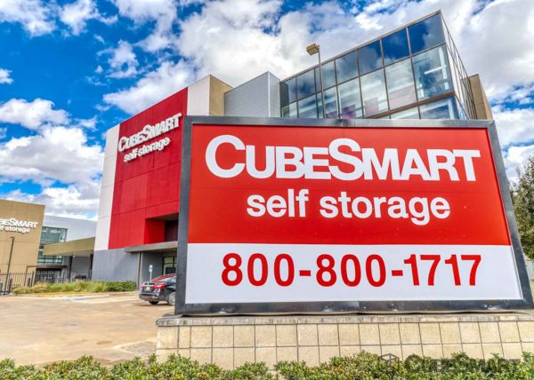 Photo of CubeSmart Self Storage - TX Houston N Shepherd Dr
