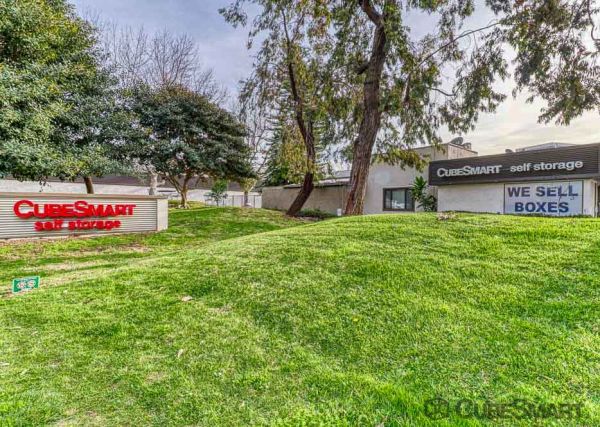 Photo of CubeSmart Self Storage - CA Irvine Kelvin Ave