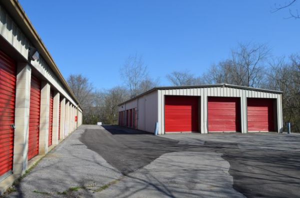 Safe Storage Club - Clarksville 2110 Golf Club Lane Clarksville, TN - Photo 1