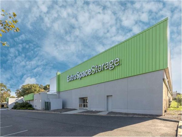 Photo of Extra Space Storage - 7569 - Bay Shore - 5th Ave