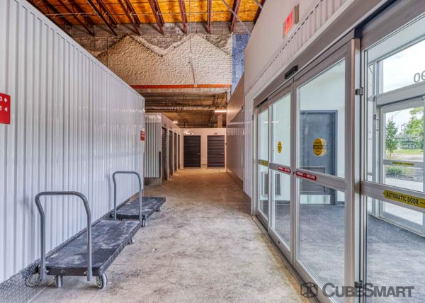 Photo of CubeSmart Self Storage OH Cincinnati Glenway Ave