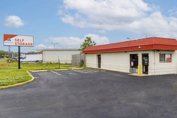 Photo of Devon Self Storage - 9111 - American Way