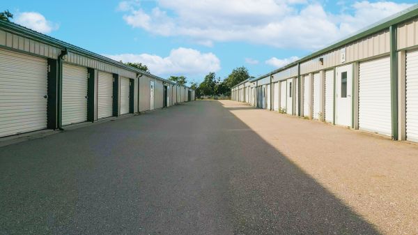 Photo of Devon Self Storage - 9122 - Eastern