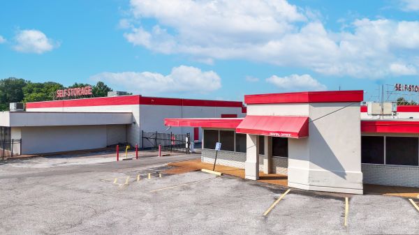 Photo of Devon Self Storage - 9115 - Poplar