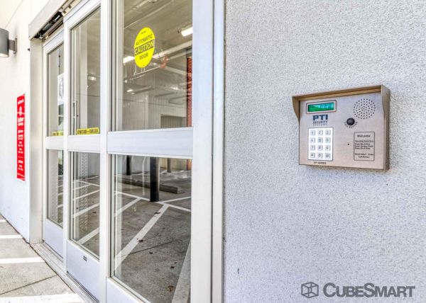 Photo of CubeSmart Self Storage - VA Vienna Mill Street