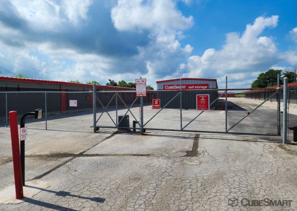 Photo of CubeSmart Self Storage - TX Seguin W Kingsbury St