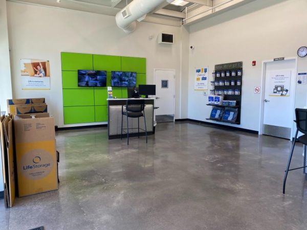 Life Storage - - 2375 Philmont Avenue 2375 Philmont Ave Huntington Valley, PA - Photo 4