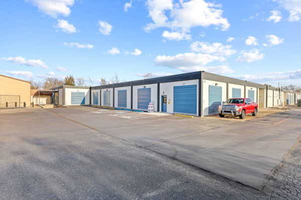 Safe Space Storage - Waco - N Valley Mills: Lowest Rates - SelfStorage.com