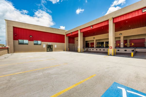 Photo of StorQuest - Waipahu / Farrington