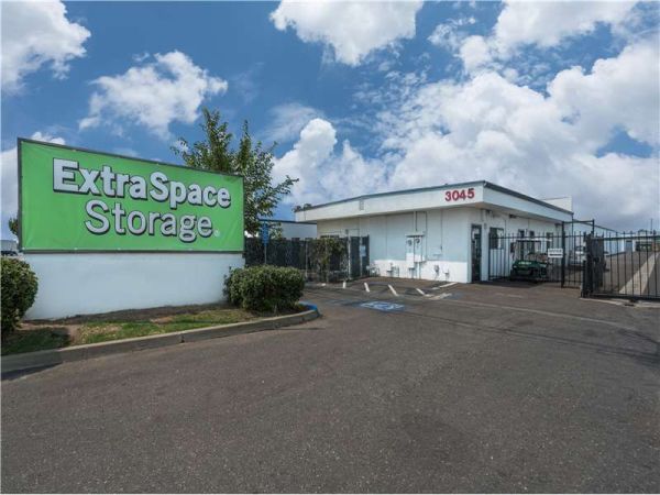 Photo of Extra Space Storage - 7516 - North Highlands - 3045 Elkhorn Blvd