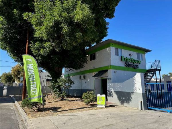 Photo of Extra Space Storage - 6006 - Reseda - Canby Ave