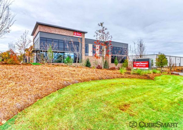 Photo of CubeSmart Self Storage GA Alpharetta Davis Dr