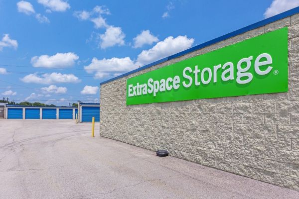 Photo of Extra Space Storage - 2105 - Avon - Main St.