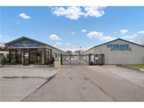 Photo of Extra Space Storage - 2187 - Columbus - State St.