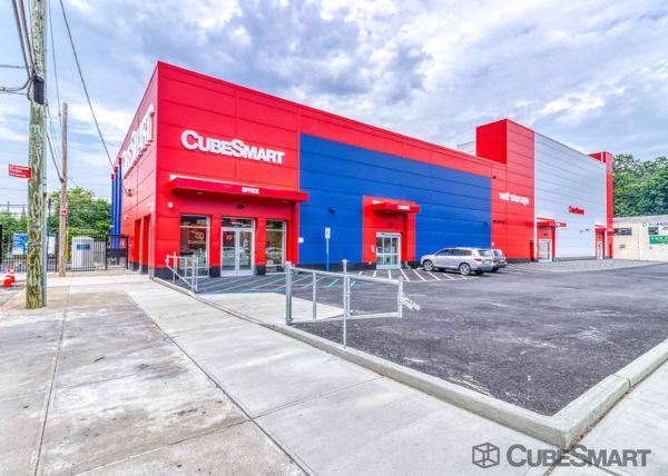 Photo of CubeSmart Self Storage NY Bayside 42nd Ave