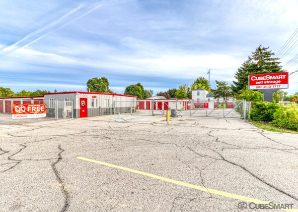 Photo of CubeSmart Self Storage WI Kenosha 22nd Ave