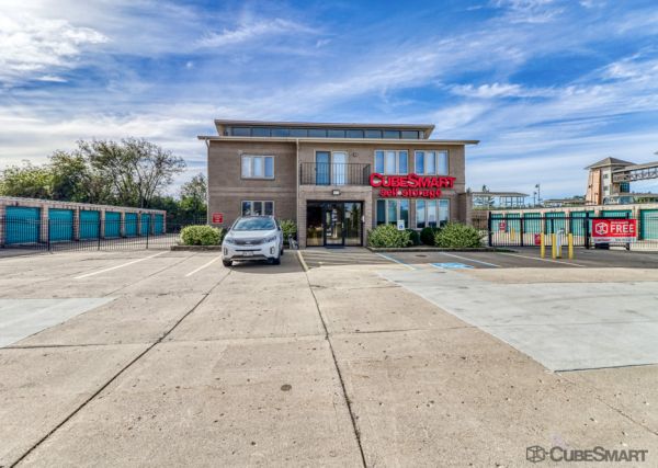 Photo of CubeSmart Self Storage WI Sturtevant Wisconsin Street
