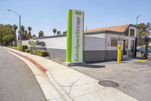 Photo of Extra Space Storage - 1975 - Costa Mesa - Bear St