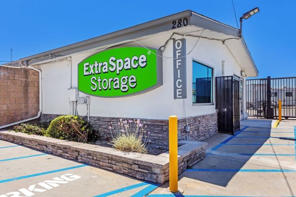 Photo of Extra Space Storage - 1983 - Santa Ana - Sullivan St