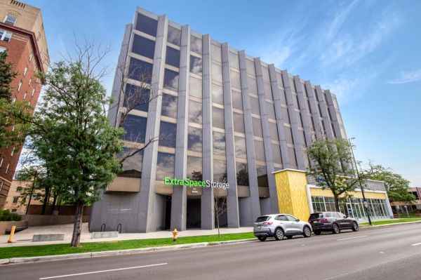 Photo of Extra Space Storage - 2014 - Denver 900 Grant Street
