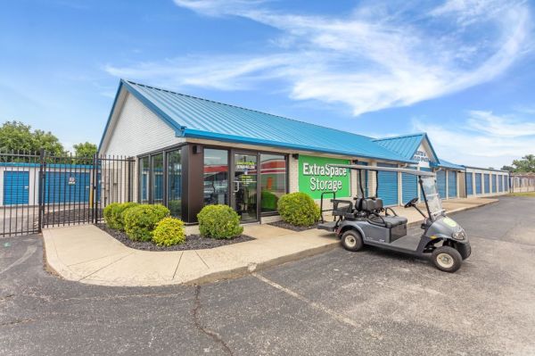 Photo of Extra Space Storage - 2191 - Jeffersonville - 1713 1/2 E 10th St