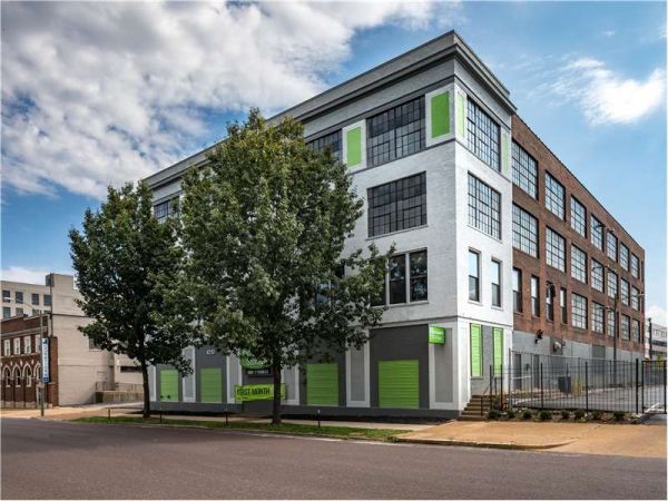 Photo of Extra Space Storage - 1062 - St Louis - Forest Park