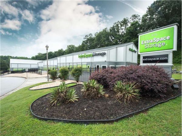 Photo of Extra Space Storage - 1320 - Atlanta - Roswell Rd